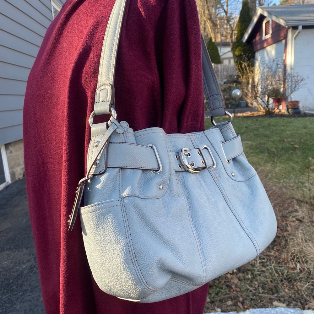 Tignanello Leather shoulder Bag silver metal accents light blue NEVER USED MiNt